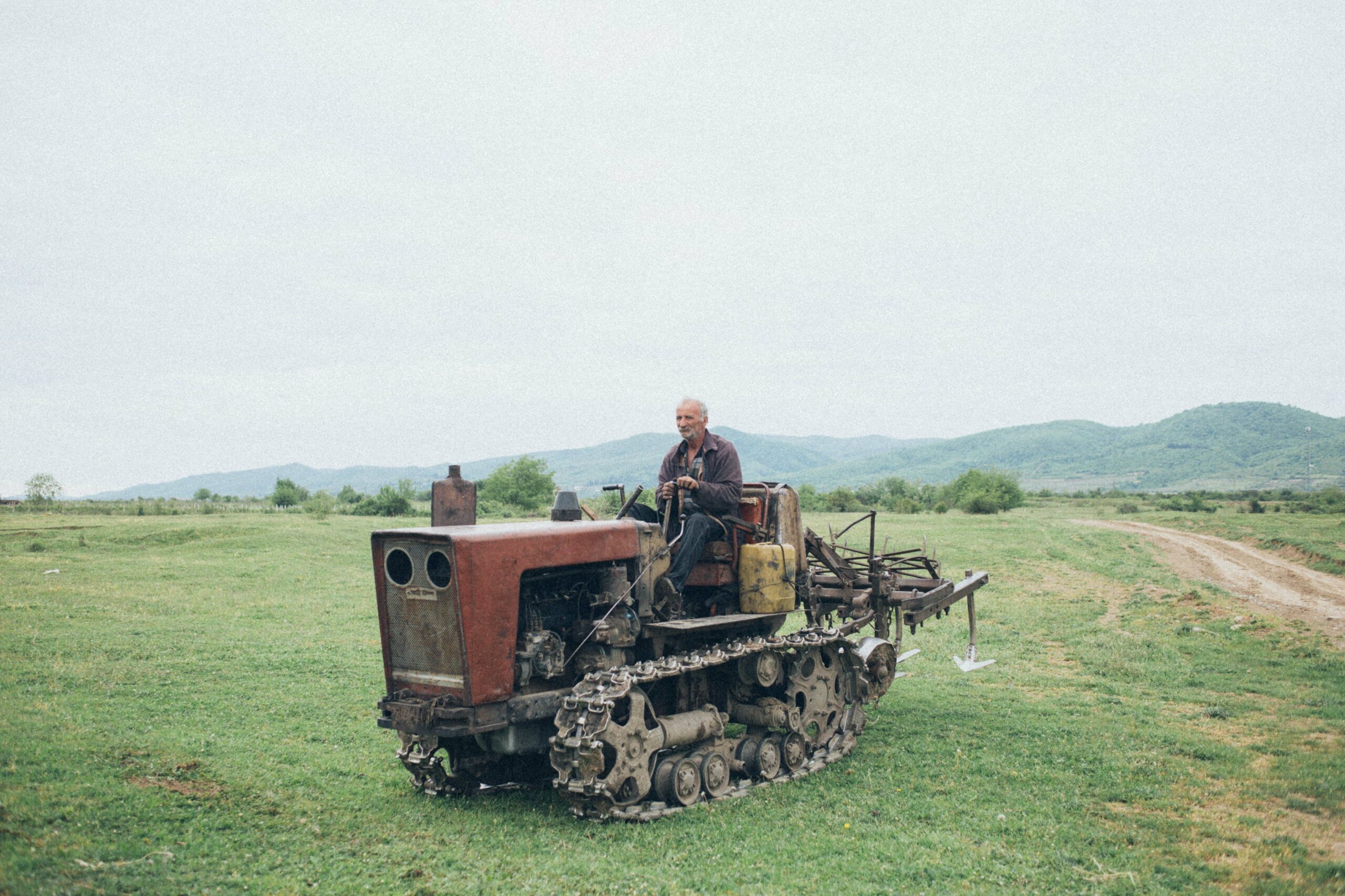 La Mecanización Agrícola y el Desarrollo del Tractor