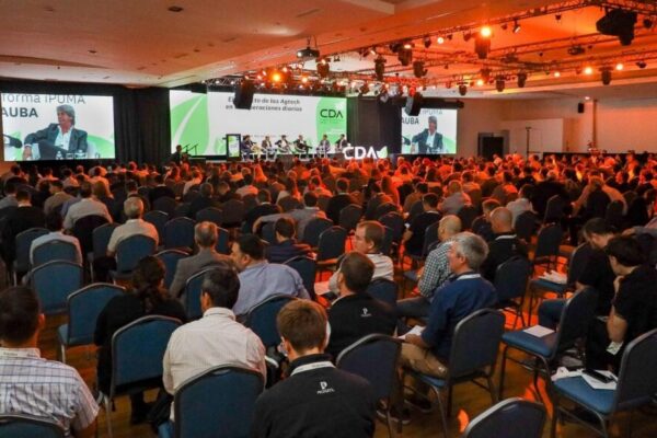 Un canal que crece: el Congreso de Distribuidores del Agro reunió a 1.800 personas en Buenos Aires