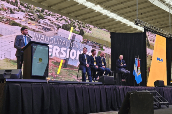 Desde Córdoba y Santa Fe, los gobernadores redoblan la presión por “un plan productivo” Desde Córdoba y Santa Fe, los gobernadores redoblan la presión por “un plan productivo”