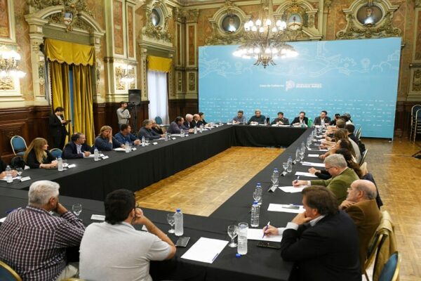 Inmobiliario Rural: Kicillof niega aumentos de más del 200%, pero aceptó revisar los reclamos del campo