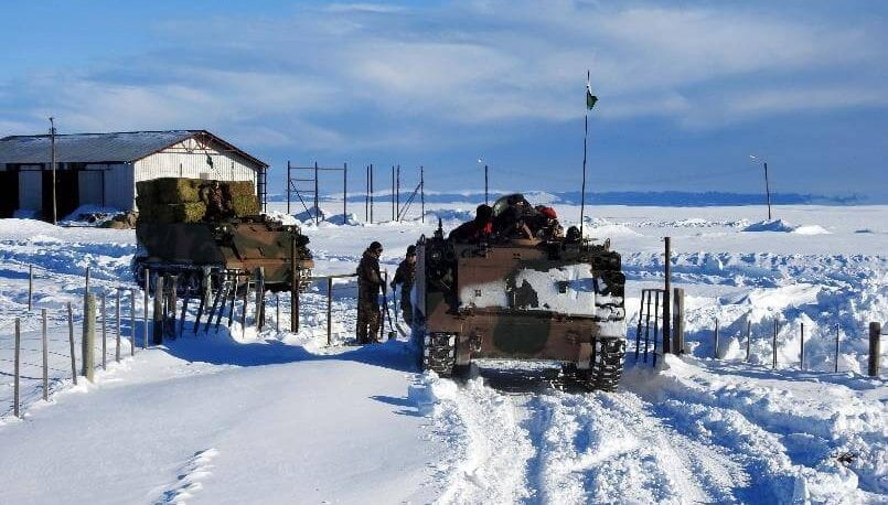 “A caballo es imposible”: persiste el drama de la nieve en el Sur mientras los productores esperan un alivio del clima