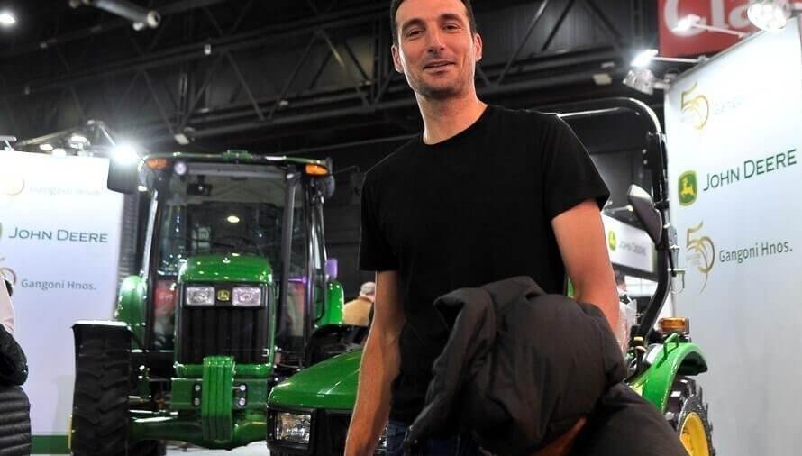“Me veías arriba de un tractor…”: Scaloni y una divertida alusión al campo tras el bicampeonato