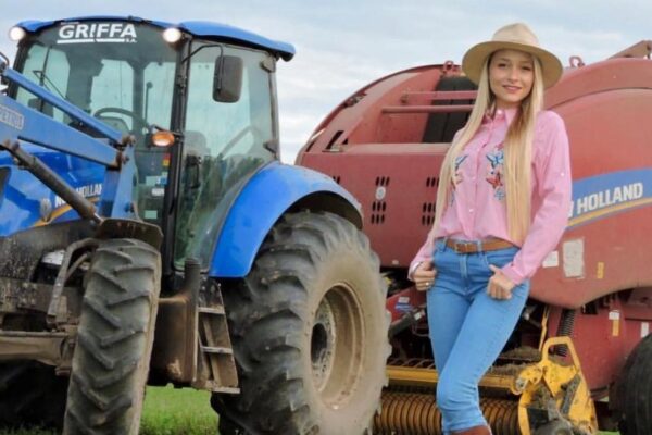 Florencia, la ‘agrobarbie’ que hace que “el campo se vista a la moda”