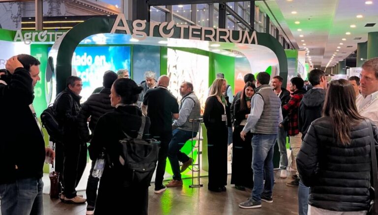 “Con los pies bien en la tierra”, las empresas de insumos apuestan a la innovación y la sustentabilidad
