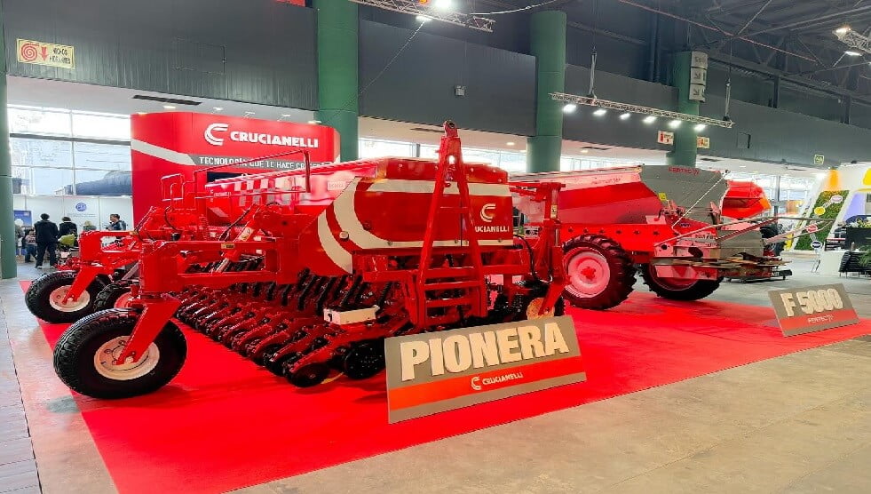 Desde Armstrong, una fábrica líder de sembradoras ahora sumó fertilizadoras y se hace fuerte en Brasil