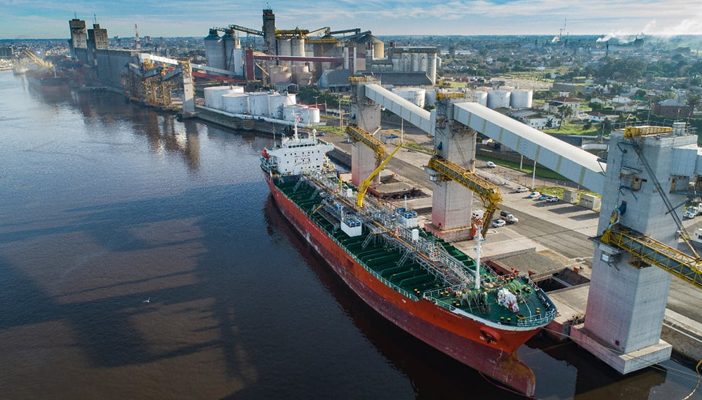 Puerto de Quequén: suma rechazos la intención de Kicillof de intervenir en el mercado de granos