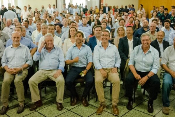 Desde Uruguay elogian el cooperativismo argentino: “Ustedes tienen puesta la camiseta de las cooperativas”