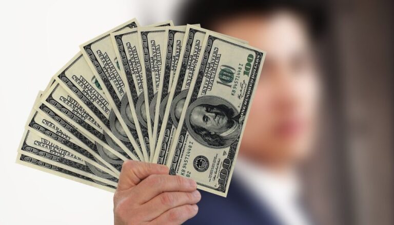 Ya es oficial la reducción del Impuesto PAIS y el tipo de cambio importador bajaría casi $ 100