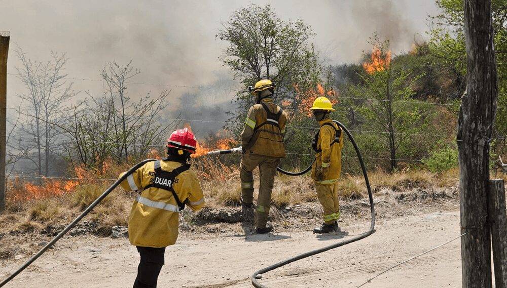 Alerta climática en Córdoba: peligro de incendios “muy extremo” y “nubes de sal”