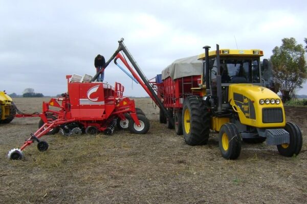 Motor económico: estiman que el campo invierte más de U$S 15.000 millones en la siembra