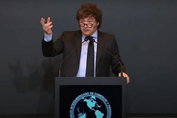 “Estructura ineficiente”: Milei decidió disolver la AFIP y desvincular a 3.155 agentes