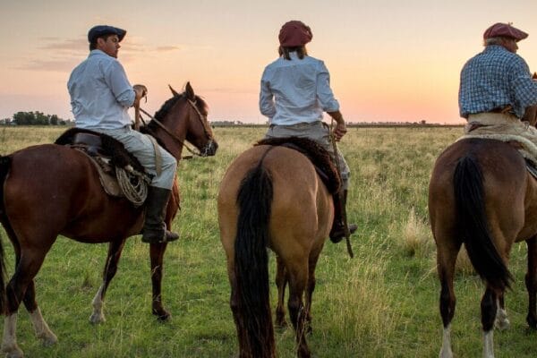 El primer Estatuto del Peón de Campo cumple 80 años y Argentina celebra el Día del Trabajador Rural