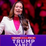 Trump elige a una mujer a la que define como «una patriota leal» para dirigir Agricultura y establecer aranceles a ciertos productos agrícolas