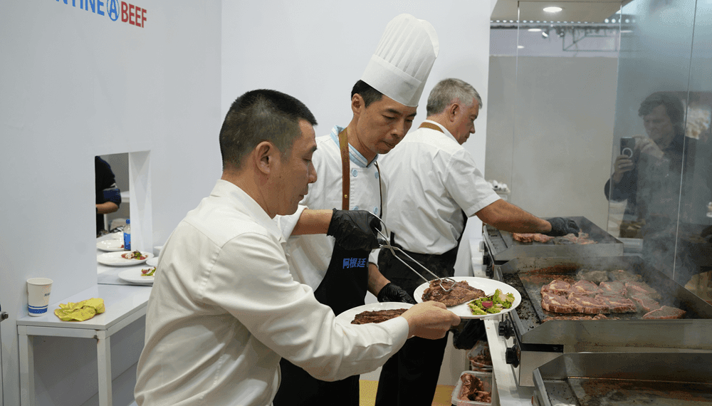 Pazo promocionó la carne vacuna en China, en medio de las mayores exportaciones en 57 años