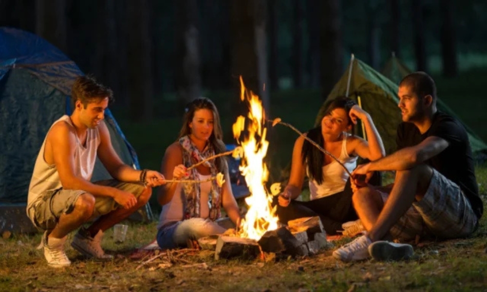 Qué llevar en una acampada de montaña: Guía completa para una experiencia segura y cómoda